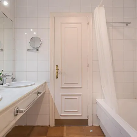 Occidental 1&2 - Puerto Banus Apartment *