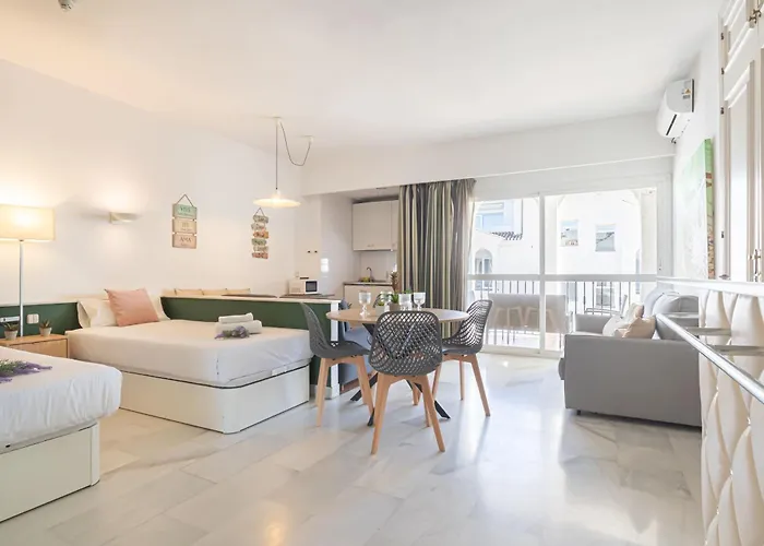 Apartmán Pyr - Puerto Banus *